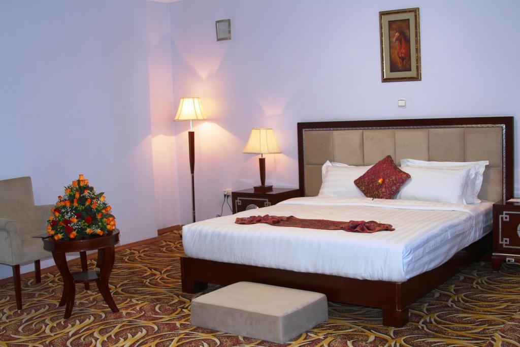 Afarensis International Hotel Аддис-Абеба Экстерьер фото