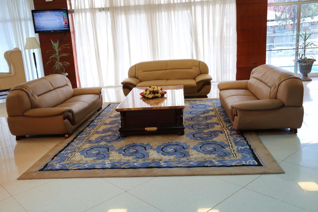 Afarensis International Hotel Аддис-Абеба Экстерьер фото