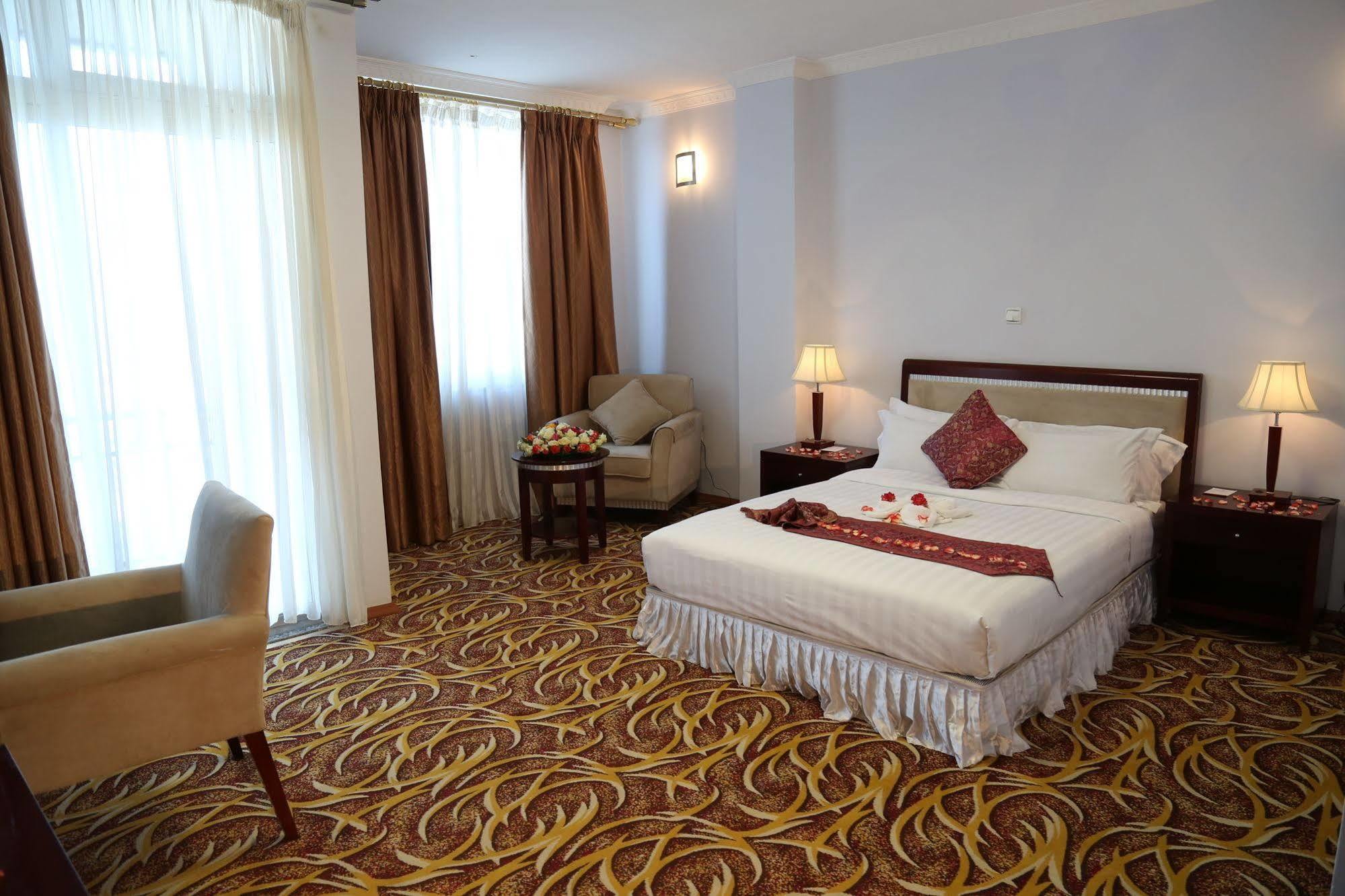 Afarensis International Hotel Аддис-Абеба Экстерьер фото